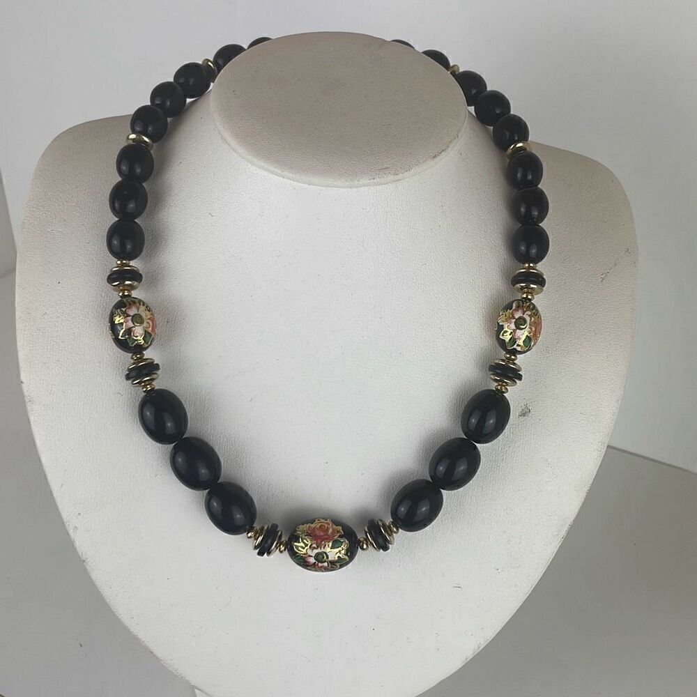 Vintage 80s Painted Floral Beaded Necklace